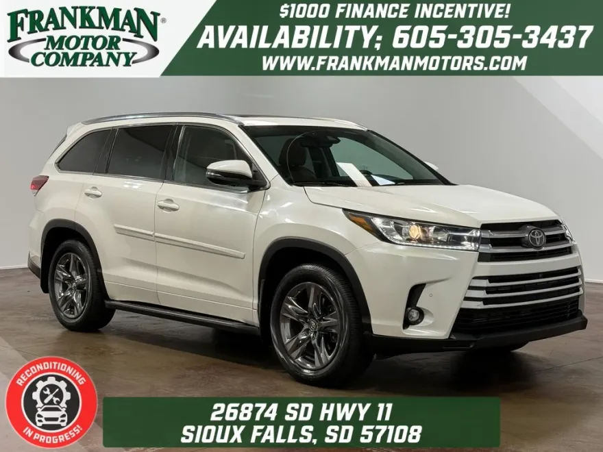 2019 Toyota Highlander Limited photo 1