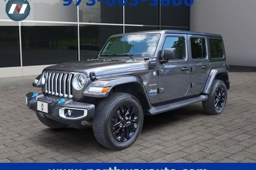 2022 Jeep Wrangler 4xe Unlimited Sahara photo 1