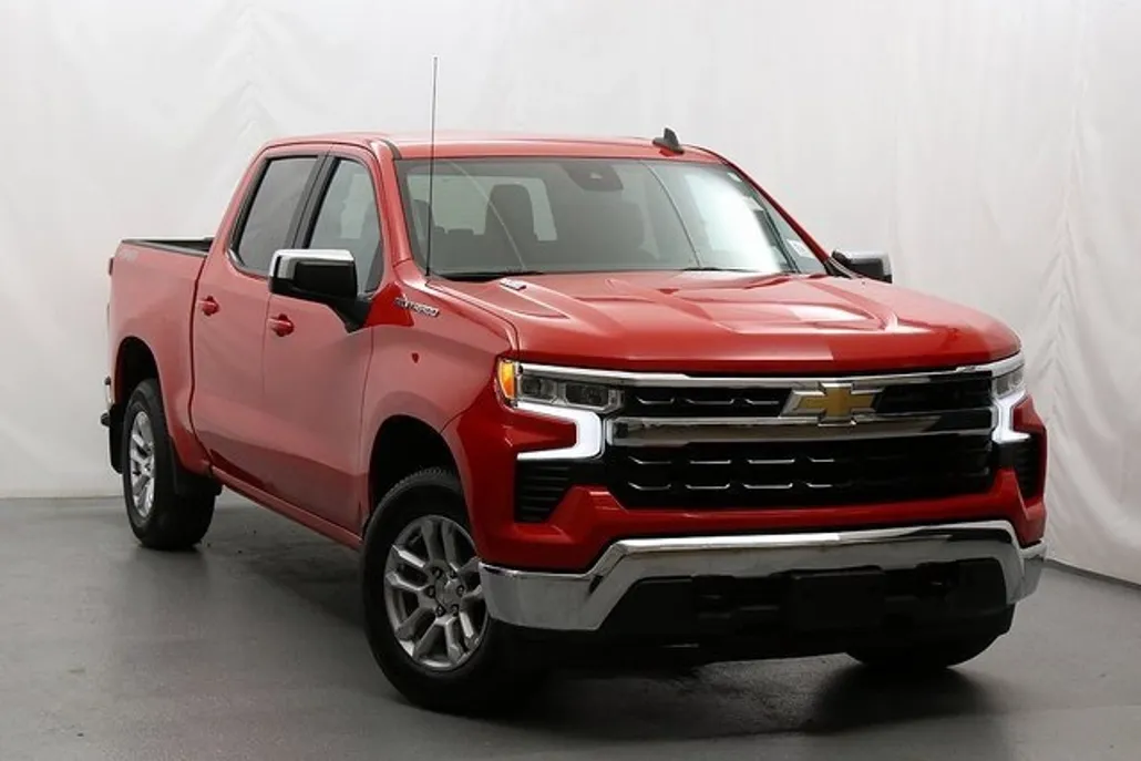 2023 Chevrolet Silverado 1500 LT photo 1
