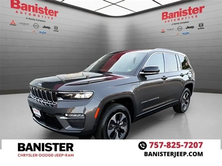 2024 Jeep Cherokee Limited 4xe photo 1