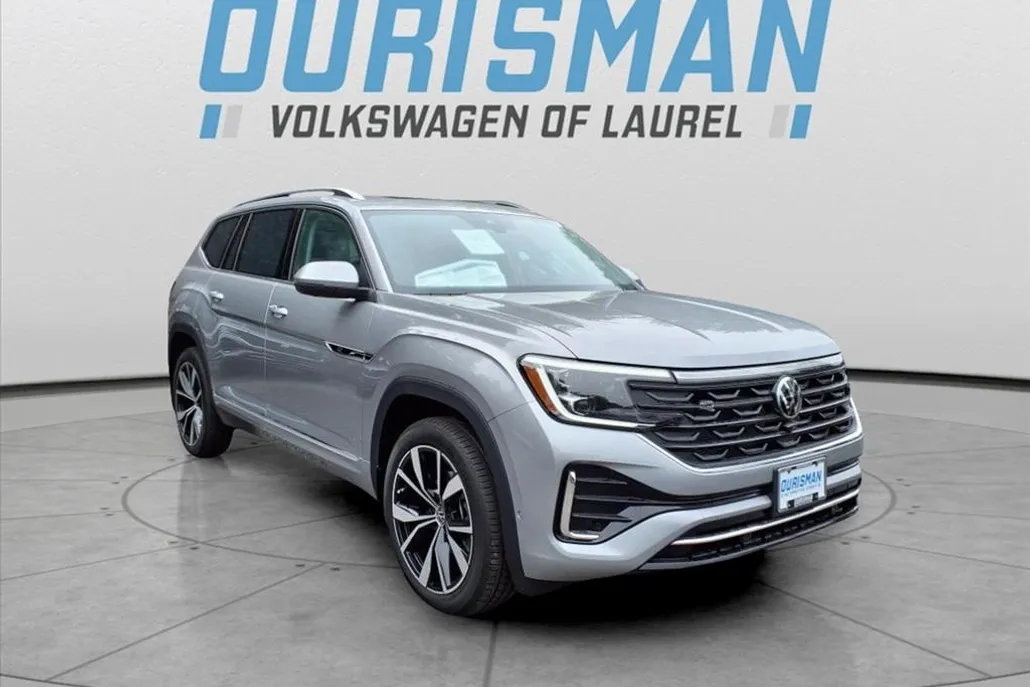 2025 Volkswagen Atlas SEL Premium R-Line photo 1