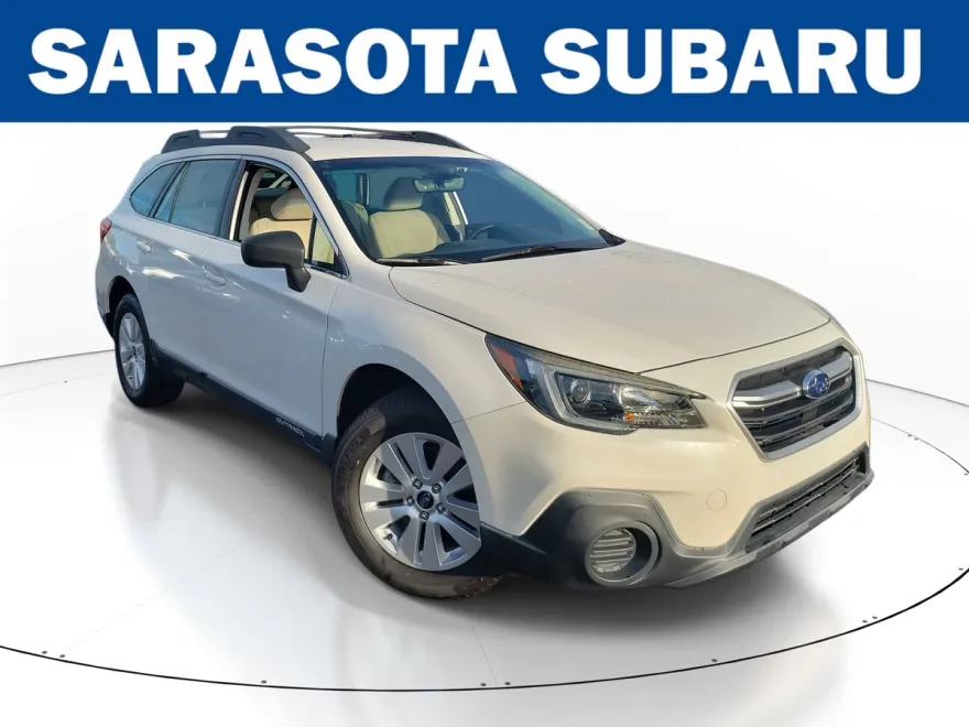 2019 Subaru Outback 2.5i photo 1