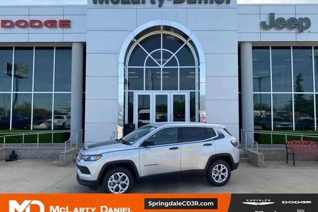 2025 Jeep Compass Sport photo 1