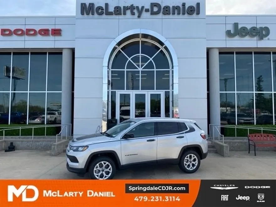 2025 Jeep Compass Sport photo 1
