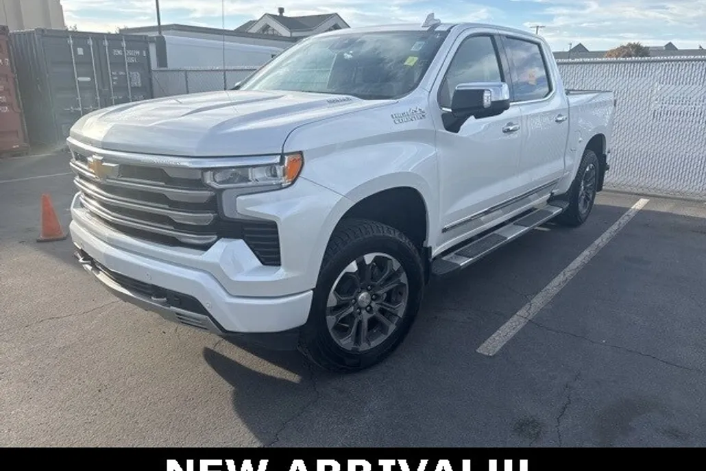 2023 Chevrolet Silverado 1500 High Country photo 1