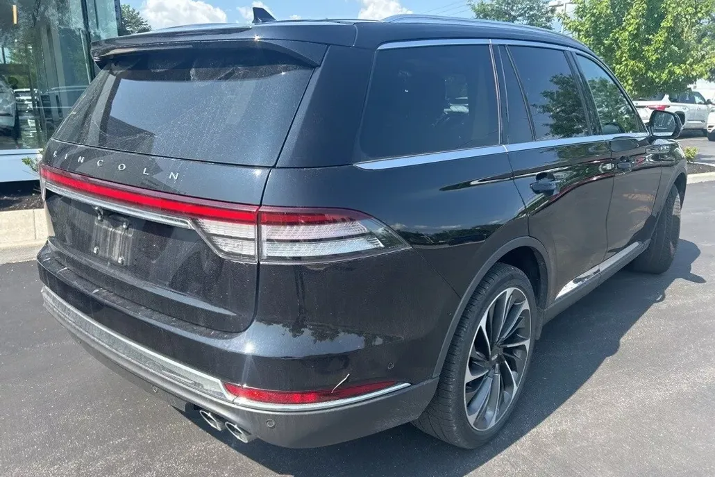 2021 Lincoln Aviator Reserve photo 1
