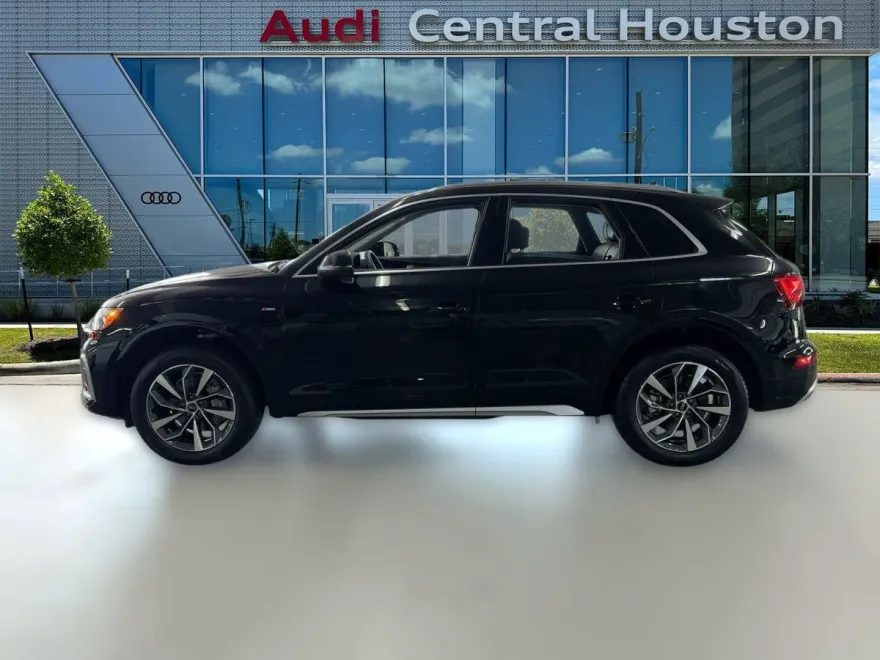 2023 Audi Q5 S line Premium Plus photo 1