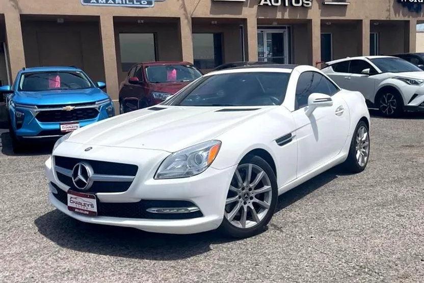 2016 Mercedes Benz SLK 300 photo 1