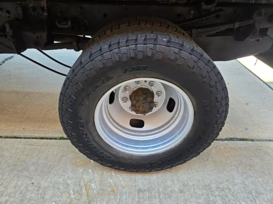 2017 Ford F-350 photo 1
