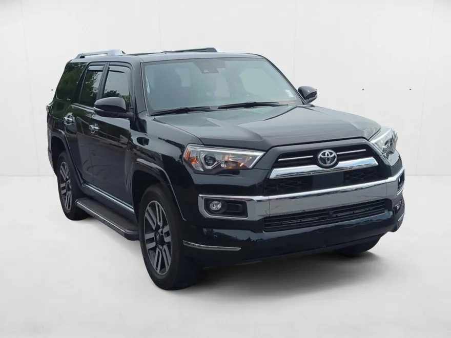 2023 Toyota 4Runner Limited photo 1