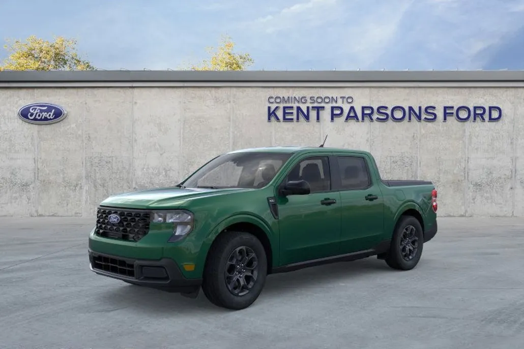 2025 Ford Maverick XLT photo 1