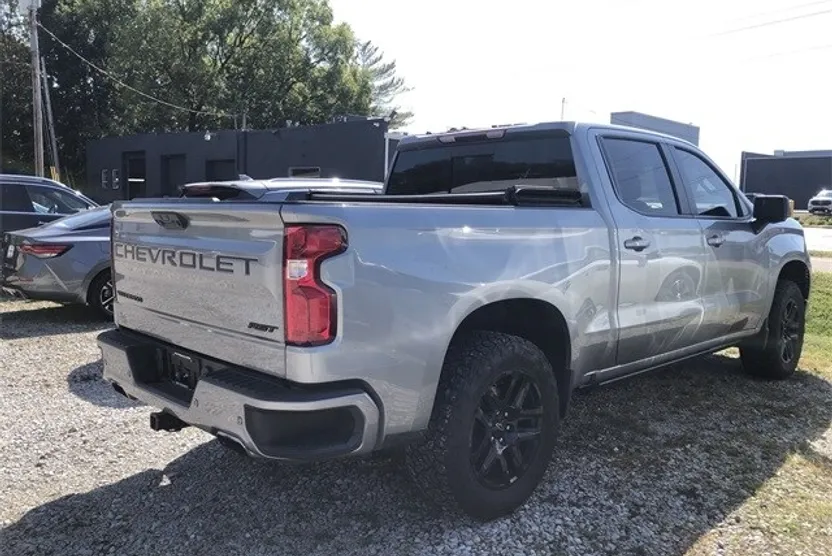 2023 Chevrolet Silverado 1500 RST photo 1
