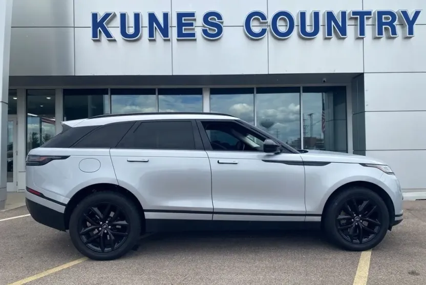 2024 Land Rover Range Rover Velar S photo 1