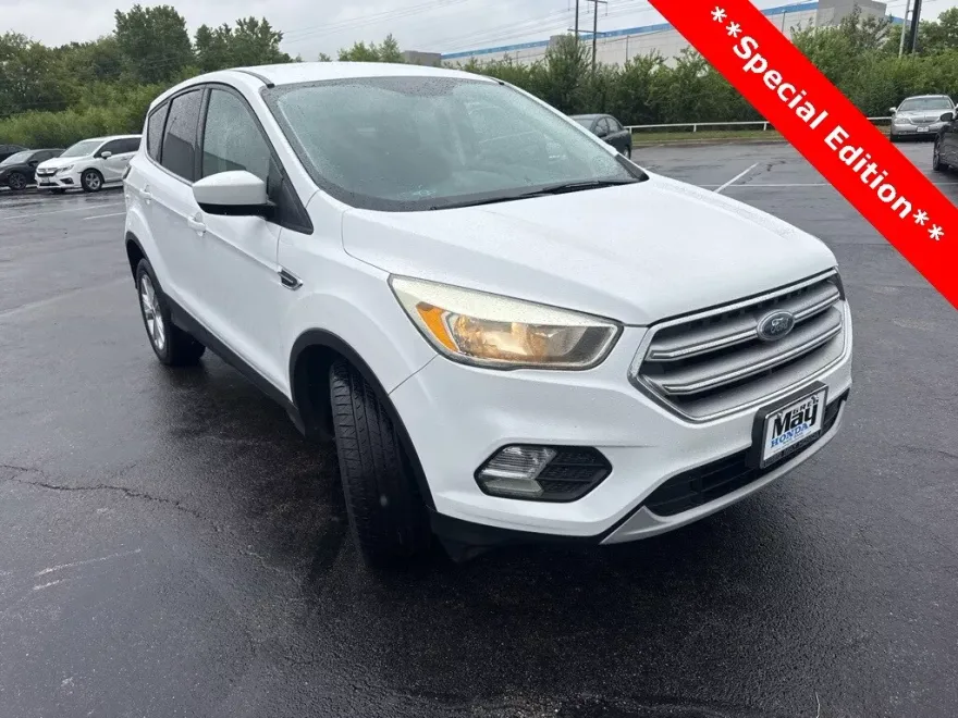 2017 Ford Escape SE photo 1