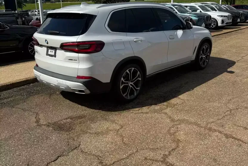 2023 Bmw X5 sDrive40i photo 1