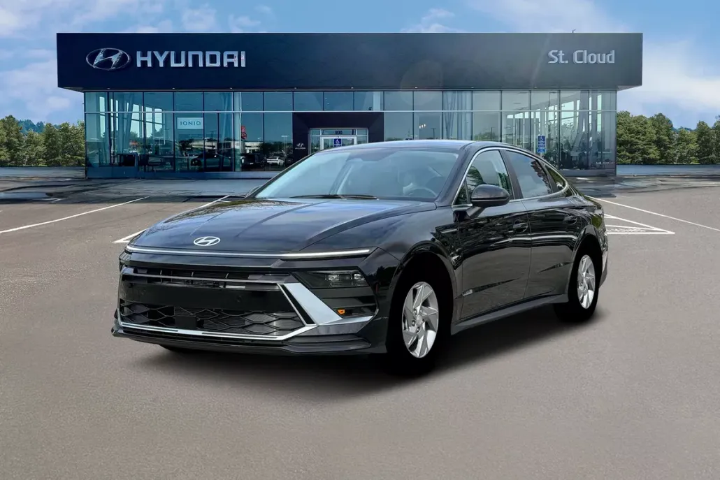 2025 Hyundai Sonata SE photo 1