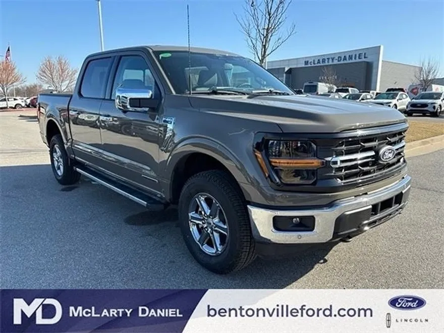 2025 Ford F-150 XLT photo 1
