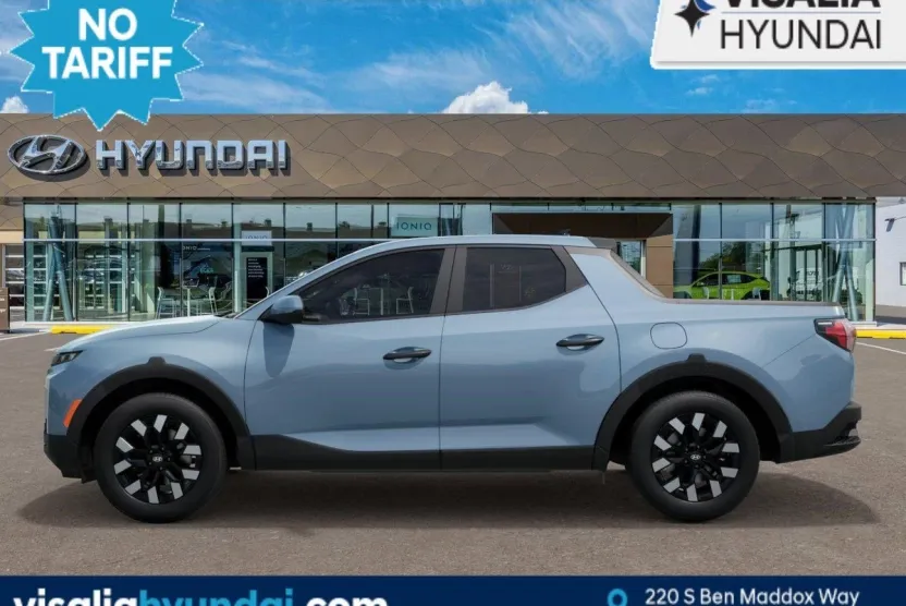 2025 Hyundai Santa Cruz SE photo 1