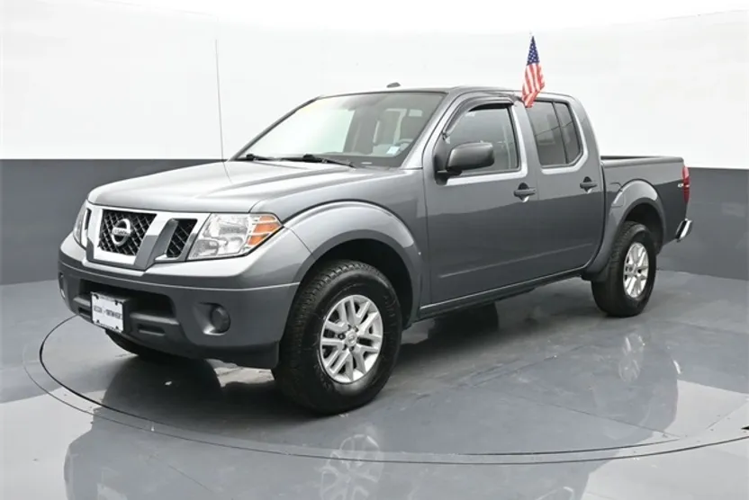 2016 Nissan Frontier SV photo 1