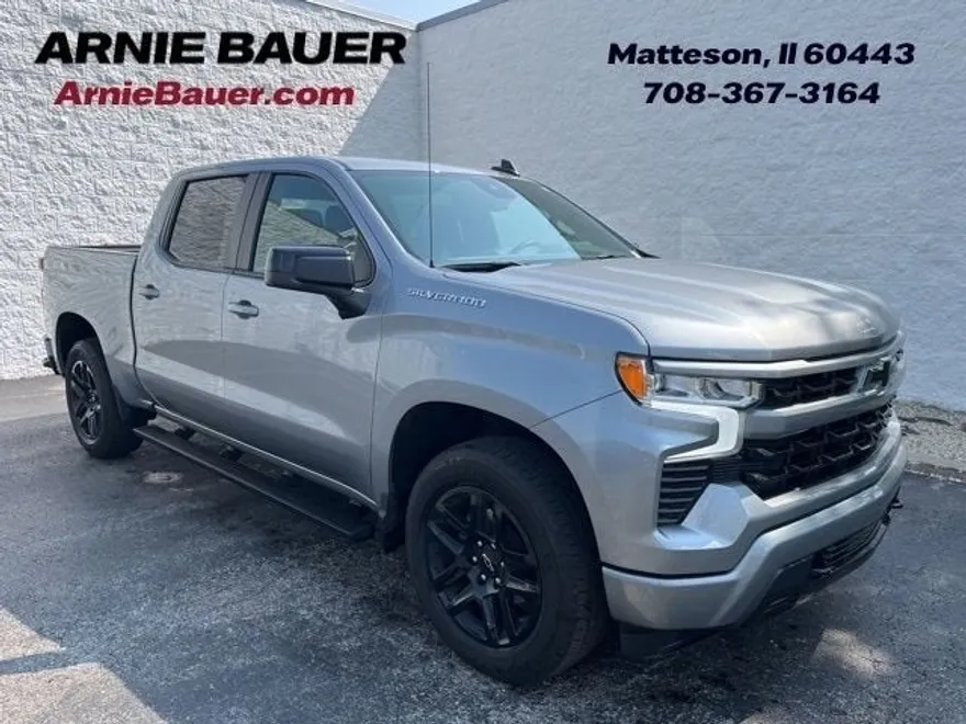 2023 Chevrolet Silverado 1500 RST photo 1