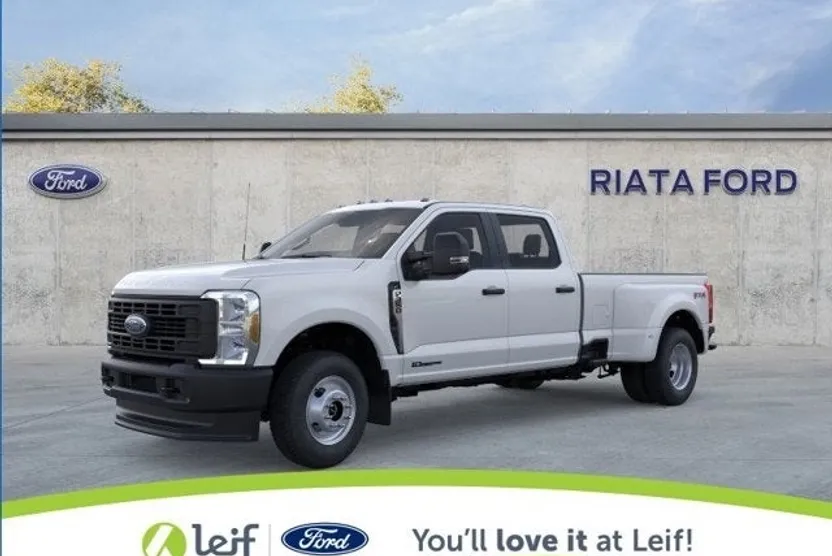 2025 Ford F-350 XL photo 1
