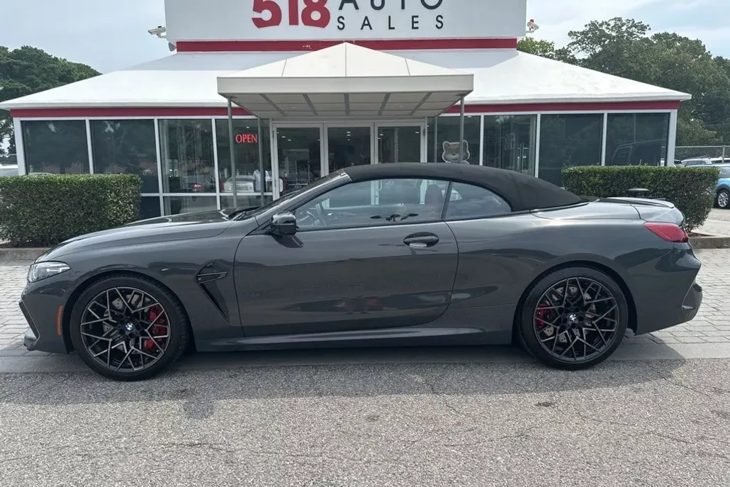 2022 Bmw M8 Competition Convertible photo 1