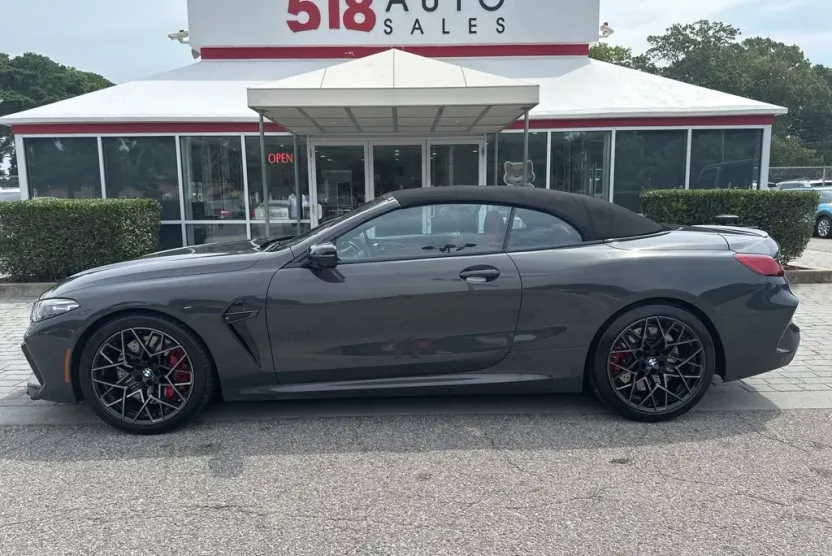 2022 Bmw M8 Competition Convertible photo 1