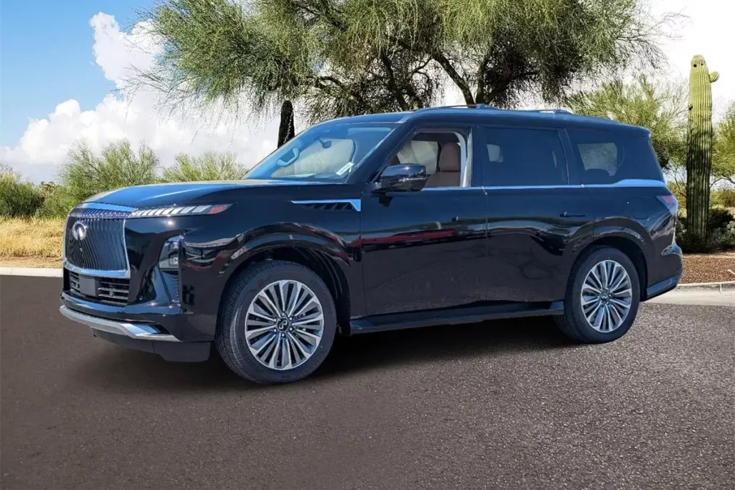 2025 Infiniti QX80 Luxe photo 1