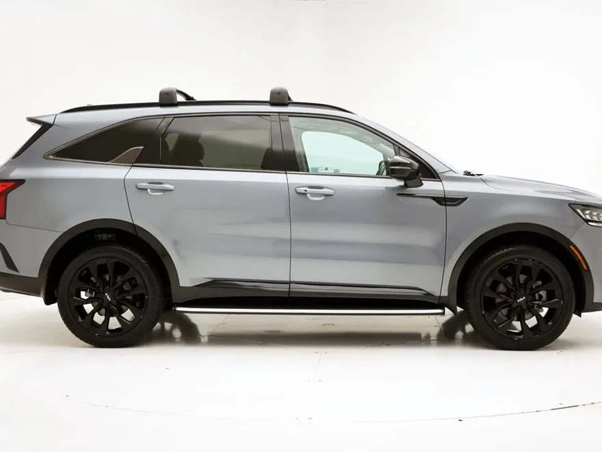 2022 Kia Sorento SX photo 1