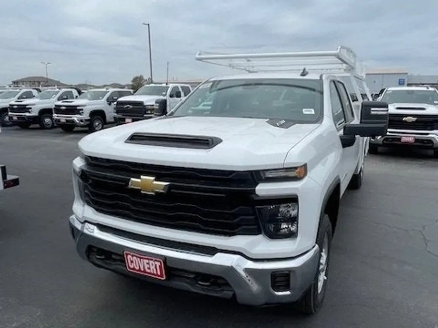 2025 Chevrolet Silverado 2500HD photo 1