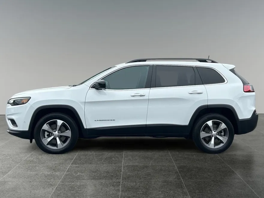 2022 Jeep Cherokee Limited Sport photo 1