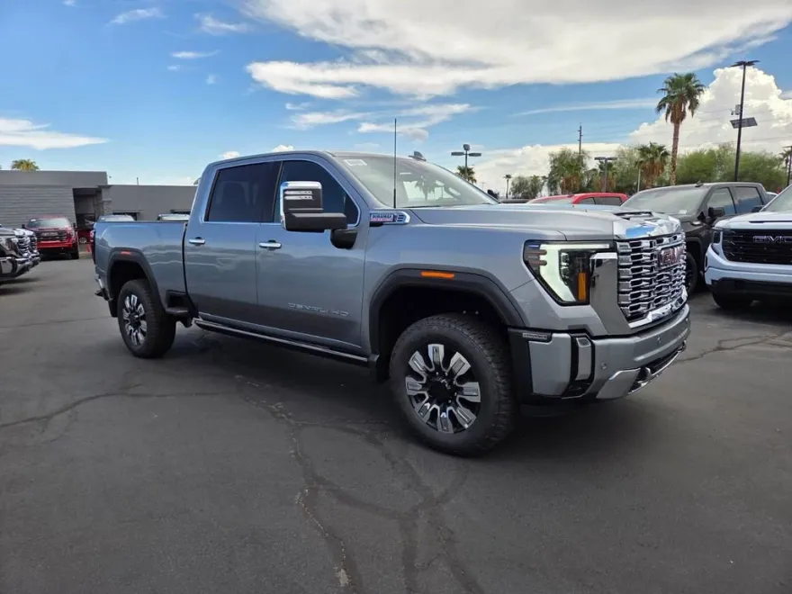 2025 Gmc Sierra 2500 HD Denali photo 1