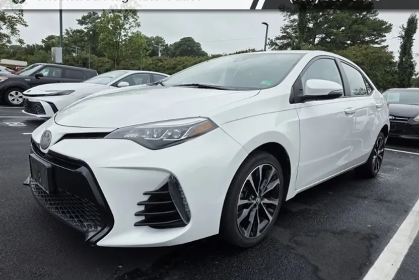 2017 Toyota Corolla L photo 1