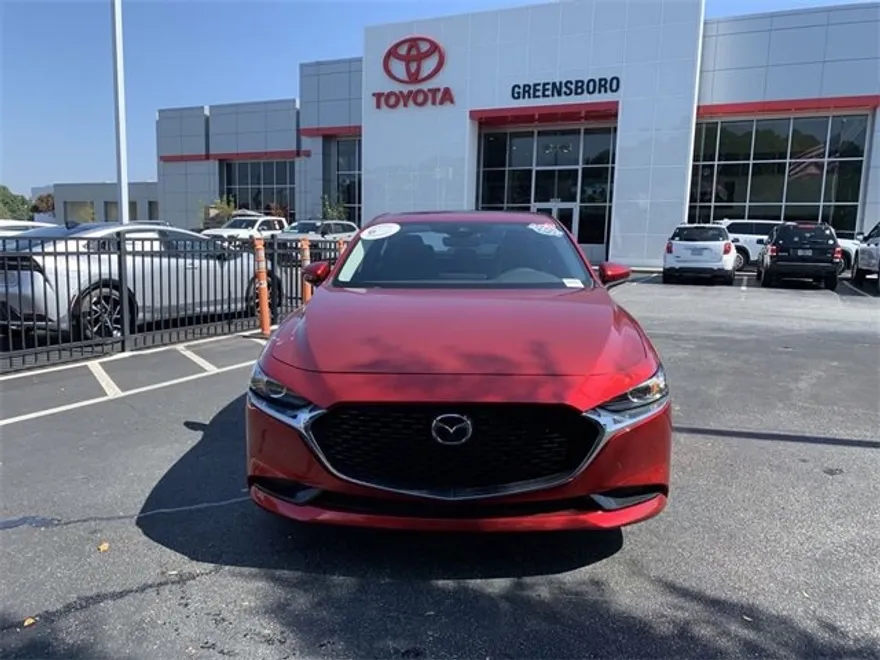 2023 Mazda Mazda3 2.5 s Preferred photo 1