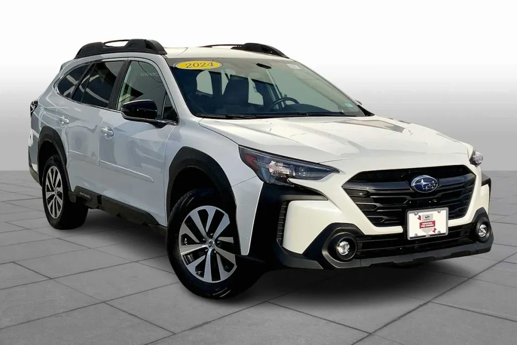 2024 Subaru Outback Premium photo 1
