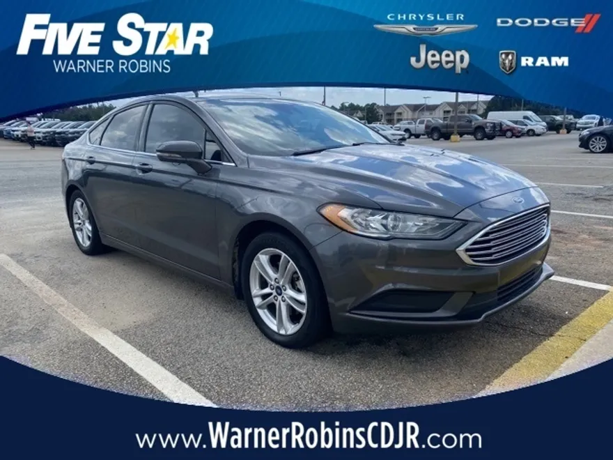 2018 Ford Fusion SE photo 1