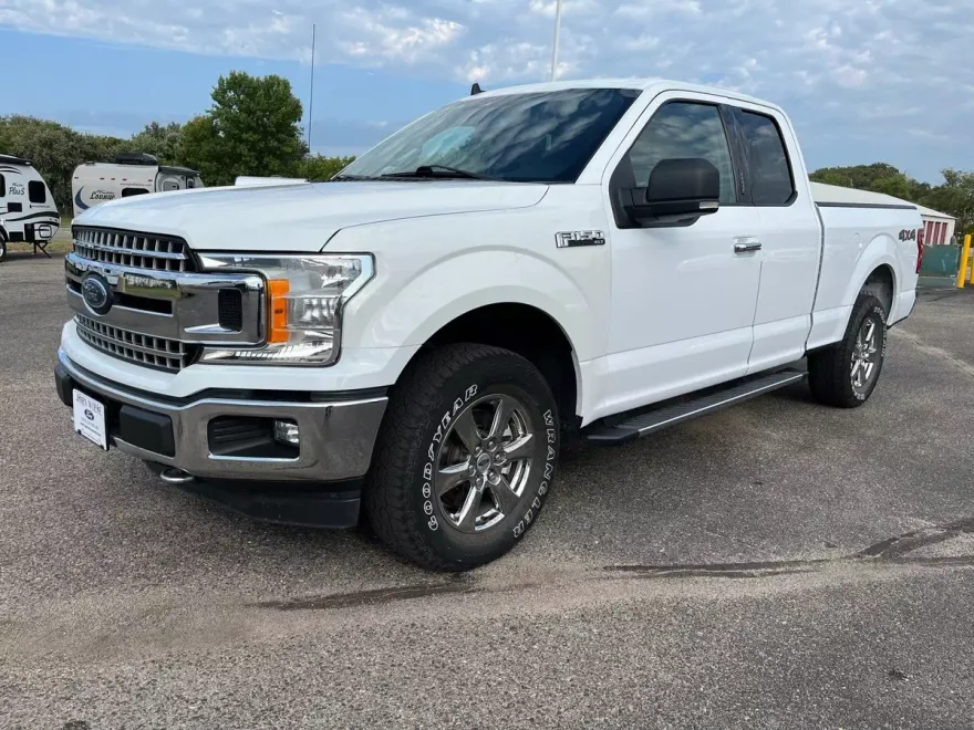 2020 Ford F-150 XLT photo 1
