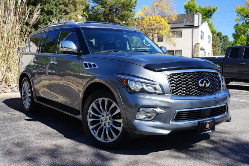 2016 Infiniti QX80 Limited photo 1