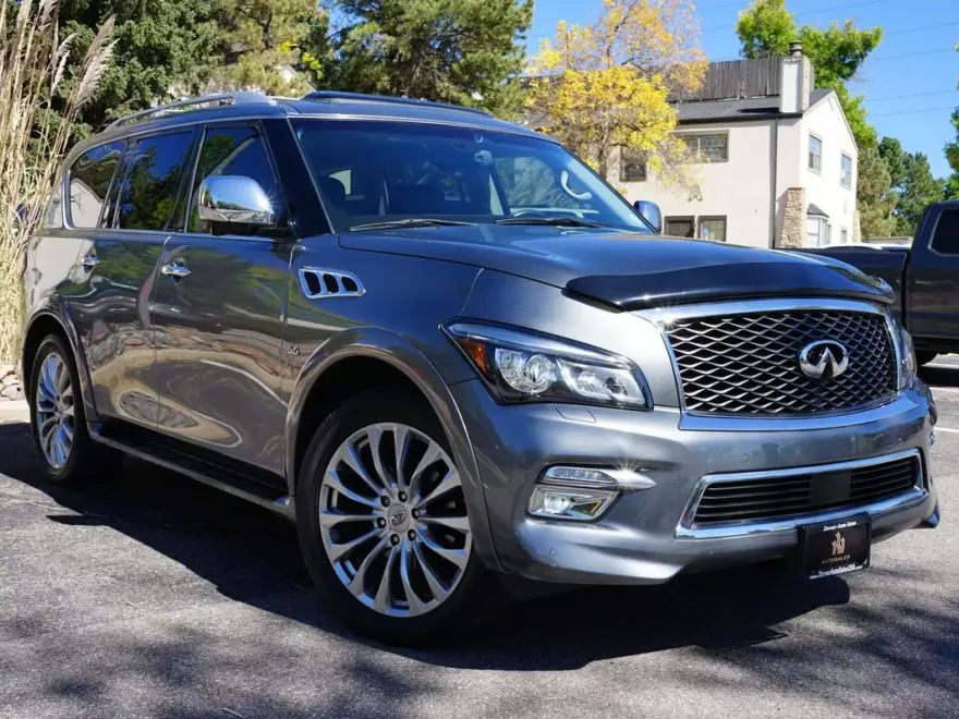 2016 Infiniti QX80 Limited photo 1