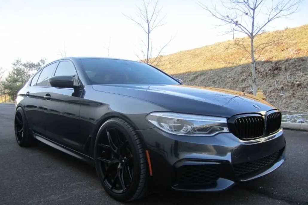 2020 Bmw M550i photo 1