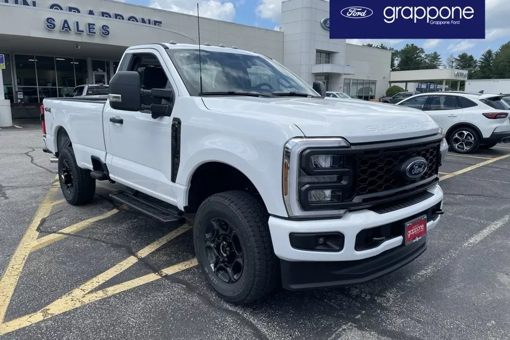 2025 Ford F-350 XL photo 1
