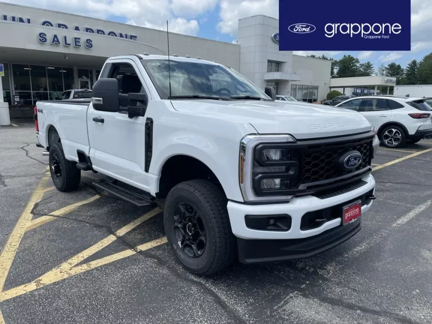 2025 Ford F-350 XL photo 1