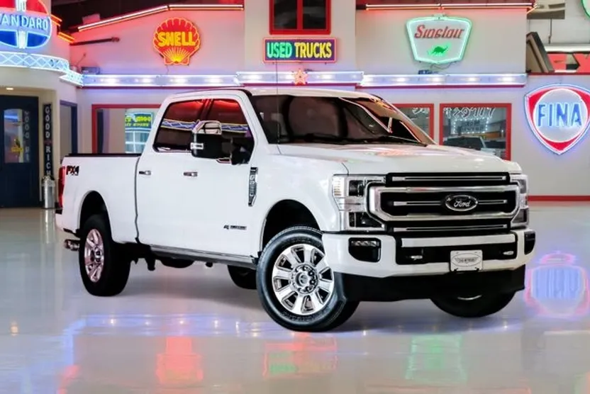 2020 Ford F-250 Platinum photo 1