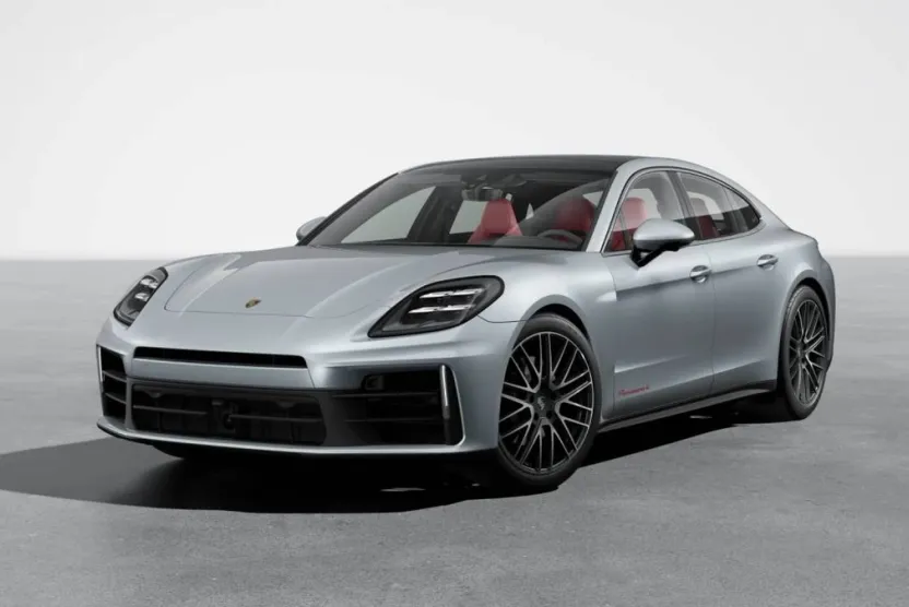 2026 Porsche Panamera 4 photo 1