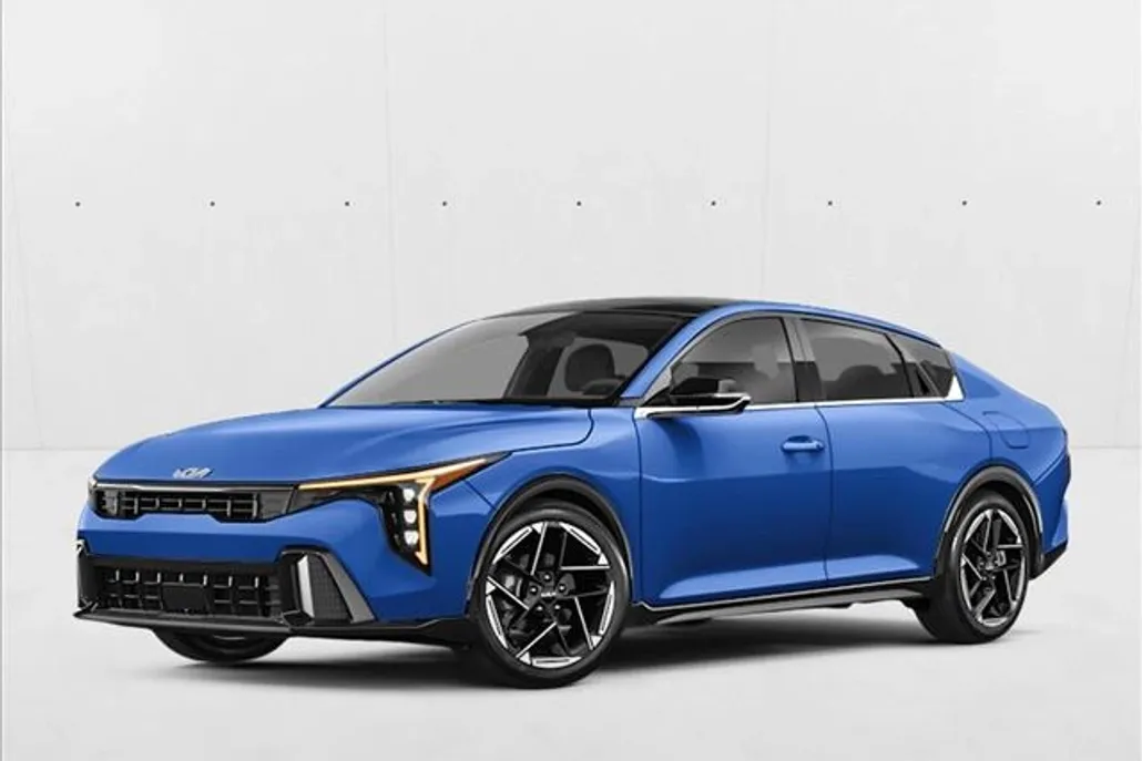 2025 Kia K4 GT-Line photo 1