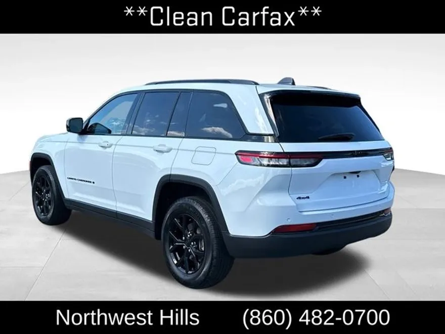 2024 Jeep Grand Cherokee Laredo Altitude X photo 1