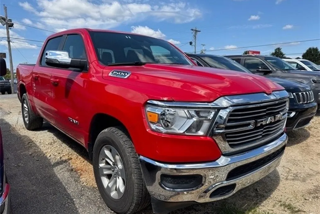 2024 Ram 1500 Laramie photo 1