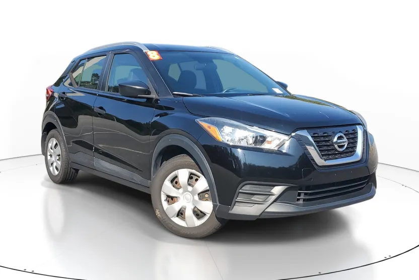 2018 Nissan Kicks S photo 1