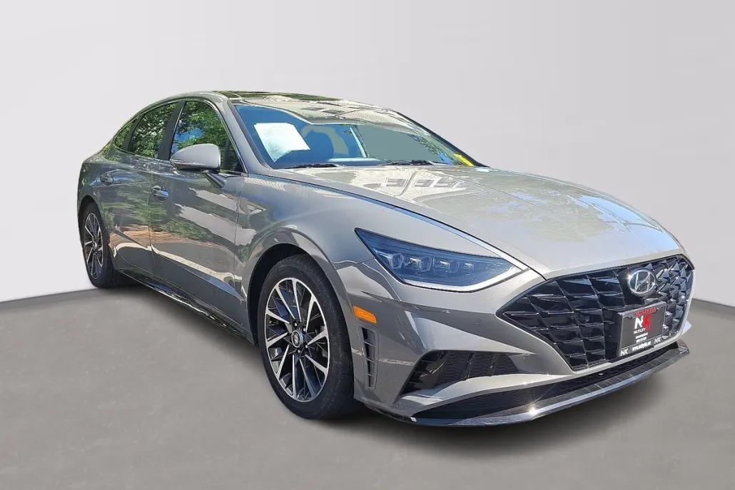 2022 Hyundai Sonata Limited photo 1