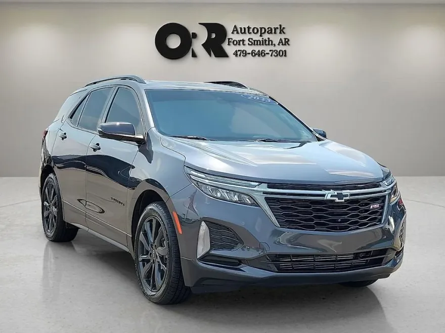2023 Chevrolet Equinox RS photo 1